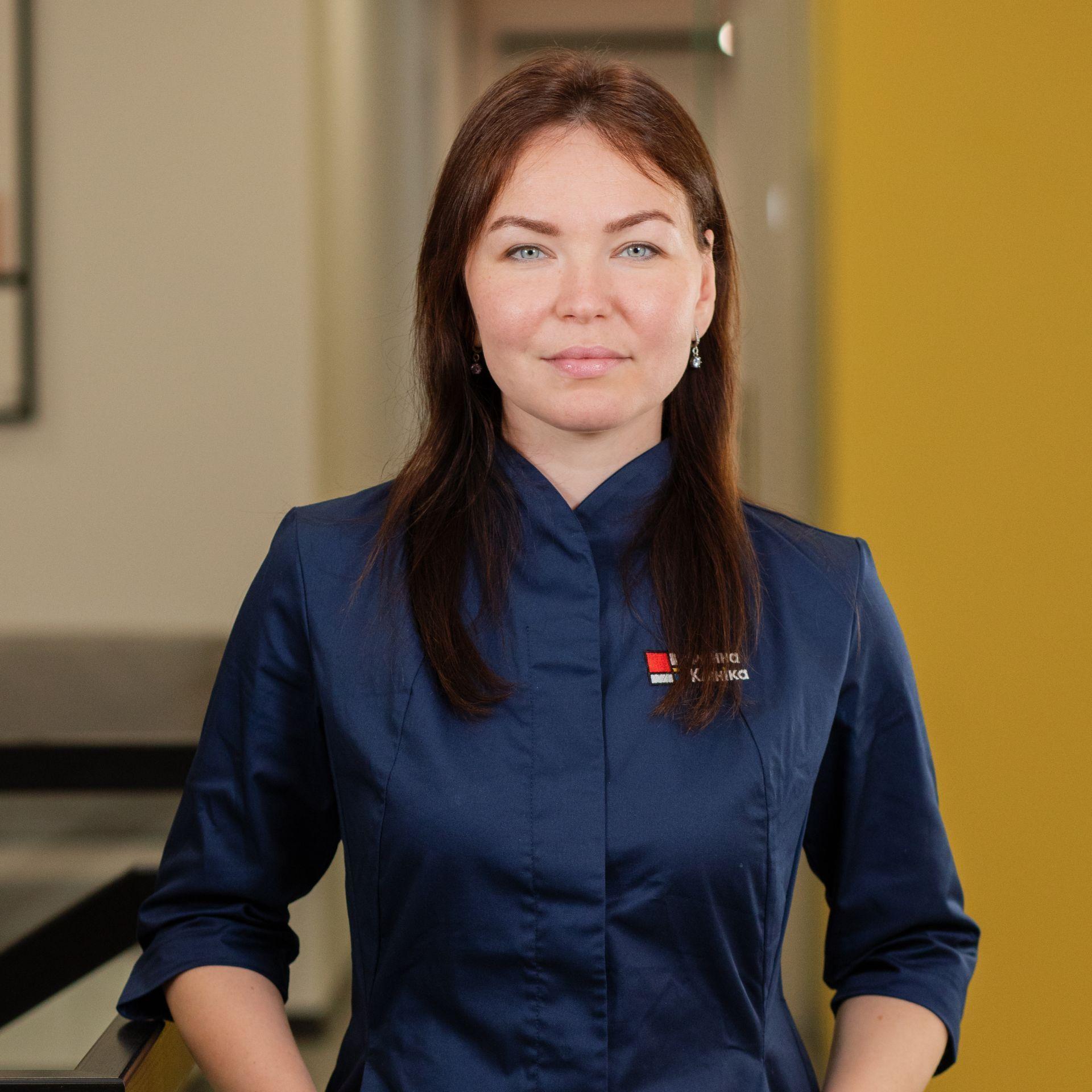 Галавачова Інна Геннадіївна у холі Файної Клініки