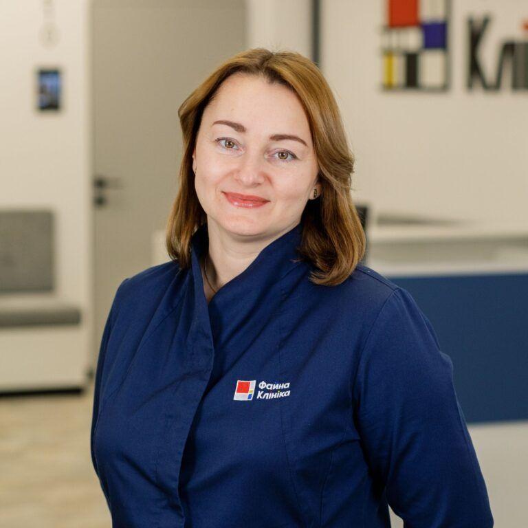 Гінеколог Чепчуренко Тетяна Віталіївна у холі Файної Клініки