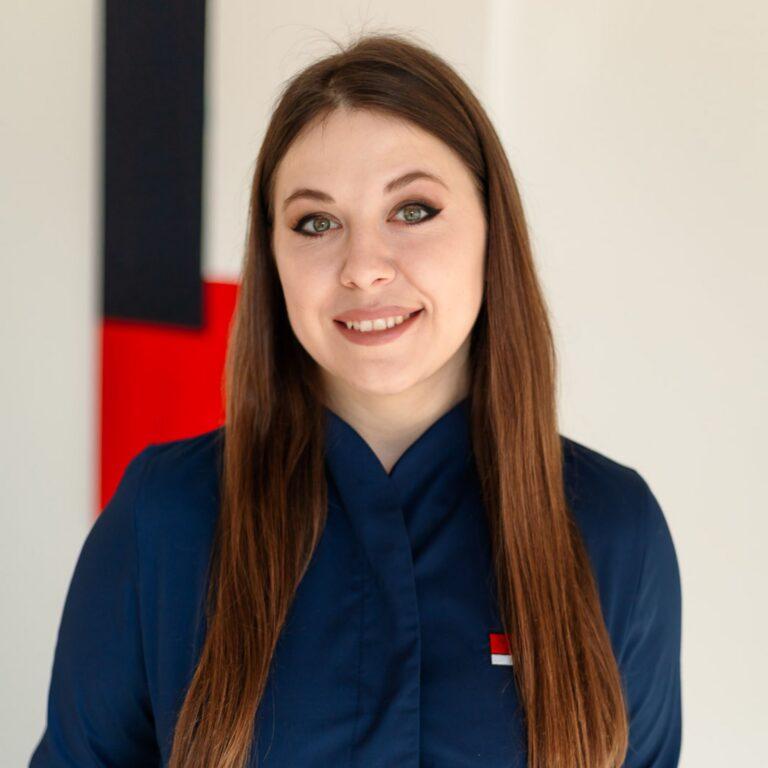 Гуменник Оксана Олександрівна, масажист Файної Клініки