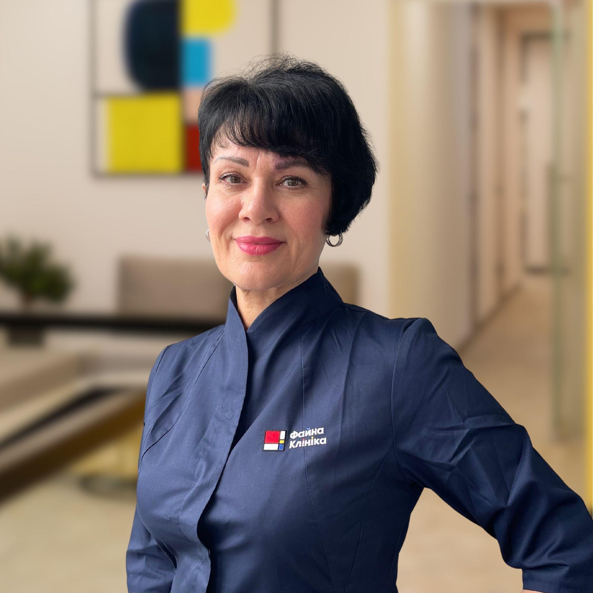 Масажист з медичною освітою, дитячий масажист Музюкіна Тетяна Іванівна у холі Файної Клініки