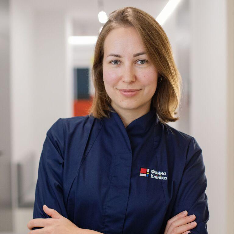 Сімейний Лікар Бондаренко Наталія Олександрівна в холі Файної Клініки