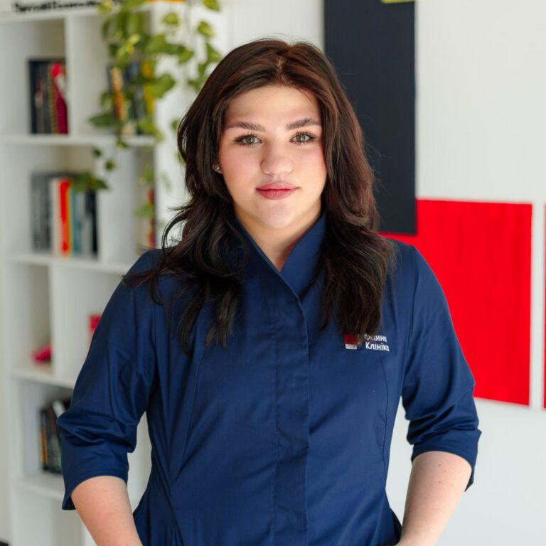 Казимирчик Анастасія Олександрівна, дерматолог Файної Клініки