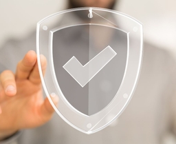 Банер до блогу до анонсу події імунітет: зображення великий прозорий щит з алкою посередині, до якого тянеться людська рука